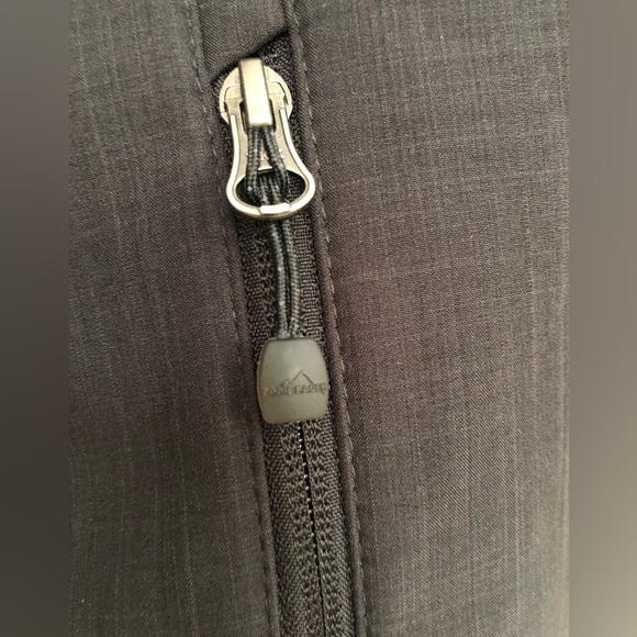 Red Hat Eddie Bauer Men’s Shaded Crosshatch Soft Shell Black Jacket - Picture 15 of 16